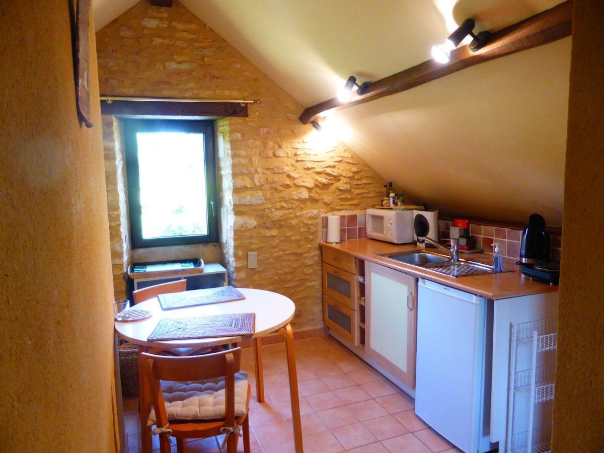 Studio De Charme Romarin Villa Saint-Crépin-et-Carlucet Екстериор снимка