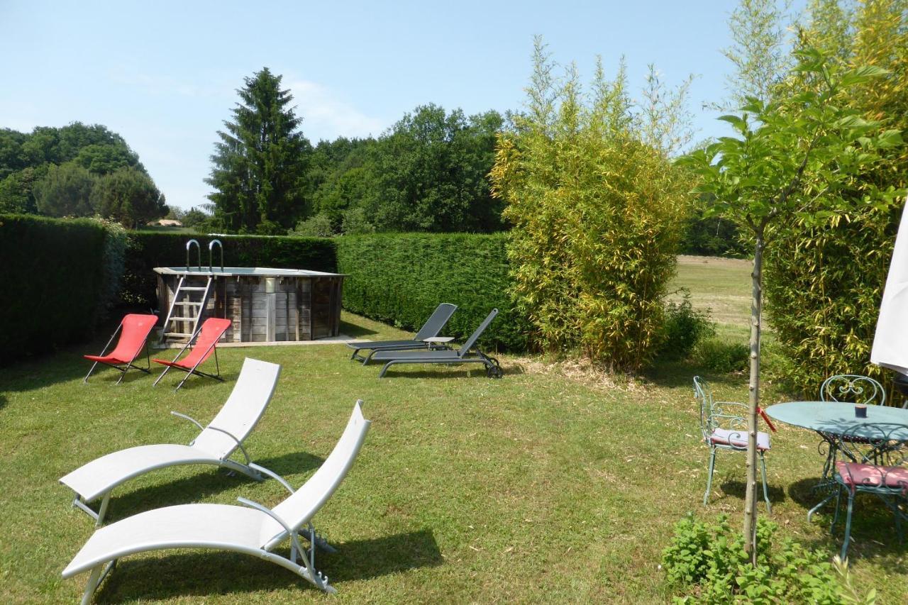 Studio De Charme Romarin Villa Saint-Crépin-et-Carlucet Екстериор снимка